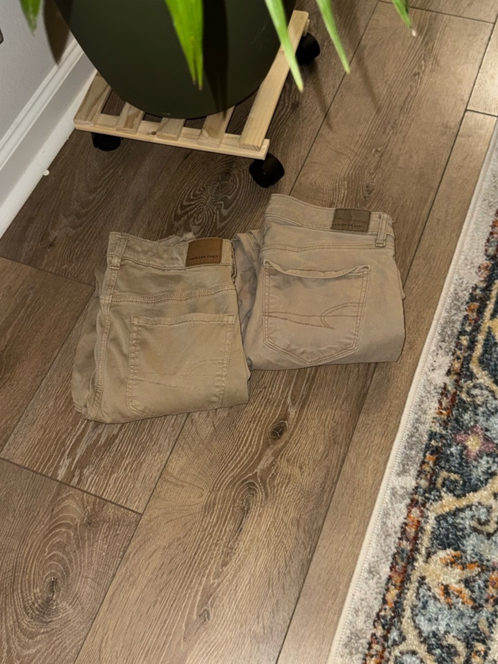 American Eagle Outfitters Tan bundle size 6& 6short